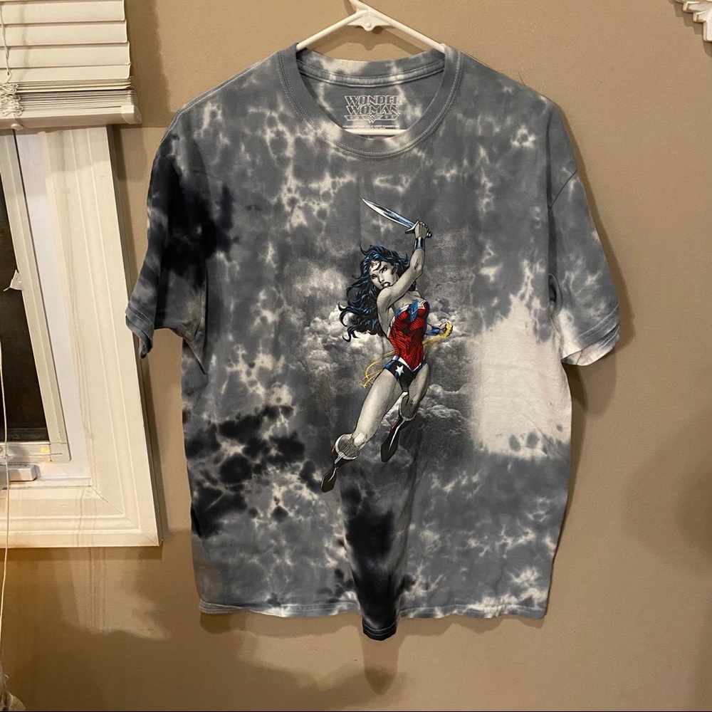 Wonder Woman t-shirt